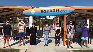 Karaburun plajlarında hizmet kadınlar ve gençlerden 