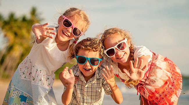 Çocukların göz sağlığını bozan 5 yaz tehlikesi!