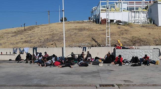Foça açıklarında 84 kaçak göçmen yakalandı  