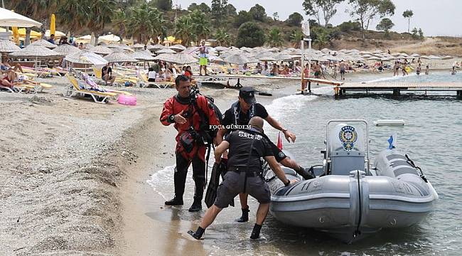 Foça'da batan tekne ve kaybolan çocuğu arama çalışmaları 8. günde de devam etti