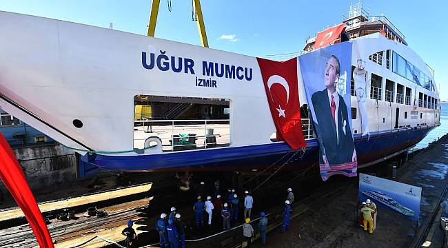 Uğur Mumcu Feribotu törenle denize indirildi 