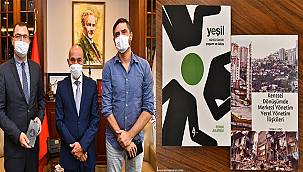 Başkan Soyer Büyükşehir çalışanı iki yazarı ağırladı 