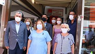 CHP Foça İlçe Örgütünden sağlık çalışanlarının sorunlarına dikkat eylemi