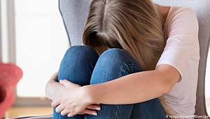 Dünyada 40 saniyede bir kişi intihar ediyor 