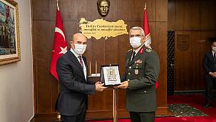 Ege Ordu Komutanı Sivri'ye şükran ziyareti 