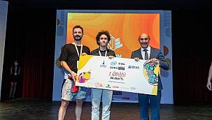 Girişimci gençler ödüllerini aldı 