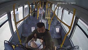 Maskesiz yolcu ile şoför kavgasında kan aktı 