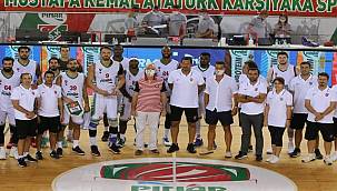 Pınar Karşıyaka, Pınar Cup 2020 turnuvasında şampiyon oldu