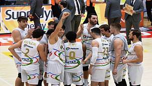 Aliağa Petkimspor Evinde Kazandı