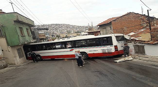 Büyükşehir o evleri tamir etti  