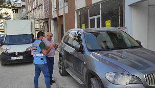 Kordon'da bisiklet yoluna giren özel araç sahibine cezai işlem 