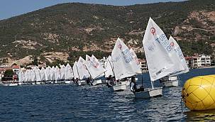 Ege'nin İncisi Foça'da Yelken Şenliği: İki Gün Sürecek Unutulmaz Etkinlik