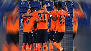 Başakşehir'den tarihi galibiyet! 