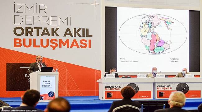 Bilim insanları İzmir depremini konuştu 