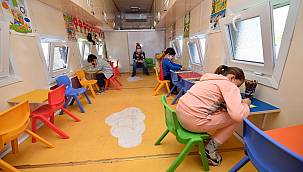 Büyükşehir çadır kentte de çocukların yanında  