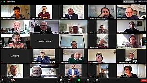 İZSİAD, depremzedeler için tek yürek oldu 