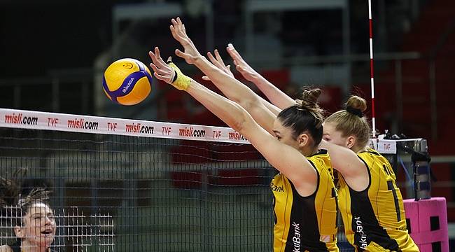 Lider VakıfBank'tan Galatasaray'a set yok 