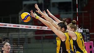 Lider VakıfBank'tan Galatasaray'a set yok
