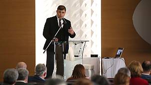 Başkan Tugay'dan CHP örgütüne proje sunumu