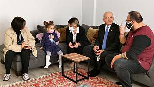 ​CHP Lideri Kılıçdaroğlu İzmir'de depremzedeleri ziyaret etti  