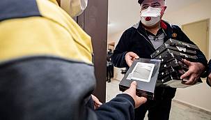 Depremzede çocuklara Ankara'dan tablet desteği 