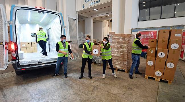 Büyükşehir'den sokak sanatçılarına ve müzisyenlere pandemi desteği 