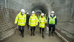 CHP Lideri Kılıçdaroğlu Narlıdere metro hattında yapım çalışmalarını inceledi 