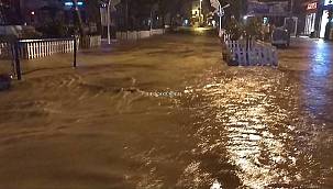 Foça 30 yıldır böyle yağış görmedi