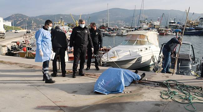 Foça'da balıkçı barınağında erkek cesedi bulundu 