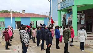 Foça kırsal mahalle okullarında yüz yüze eğitim başladı