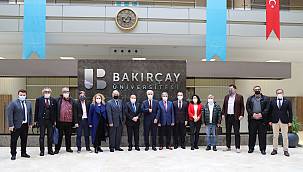 Bakırçay Üniversitesi'nin Akıllı Üniversite Uygulaması Türkiye'de Örnek Proje Seçildi