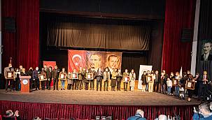 Başkan Tunç Soyer madalya törenine katıldı