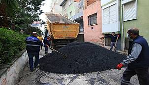 Bayraklı'da 1 yılda 92 bin ton asfalt döküldü 