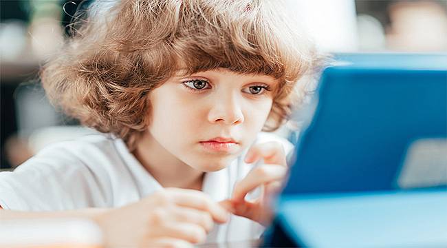 Çocukları dijital dünyada koruyacak 5 yöntem 
