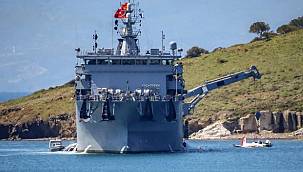 Foça'da düşen askeri eğitim uçağı denizden çıkarıldı 