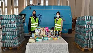 İzmir Büyükşehir'den bebek bezi ve mama desteği 