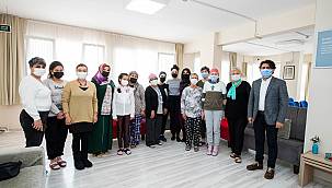 İzmir, kanser hastası kadınları Umut Atölyesi'nde ağırlıyor