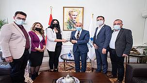 Kirazlı eğitimcilerden Başkan Soyer'e hizmet teşekkürü 