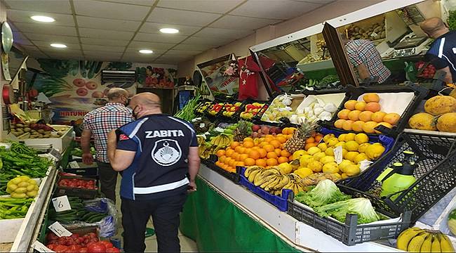 Bergama'da manavlara fiyat denetimi 