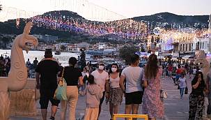 Foça'dan ayrılmak istemediler...