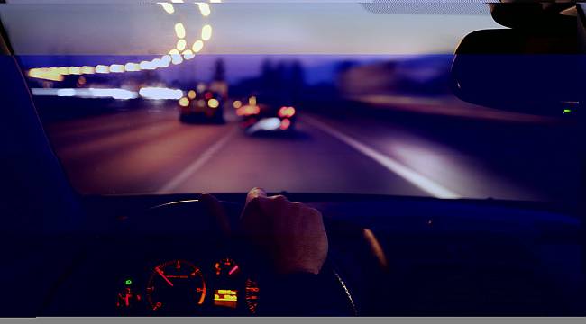 Gece araç kullanırken dikkat edilmesi gereken 5 detay 