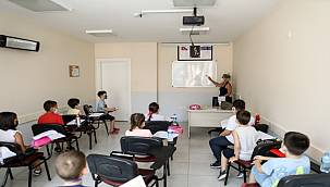 Bucalı miniklere "yaz İngilizcesi"  