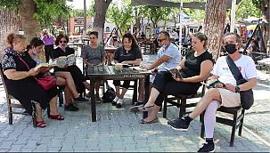 Foça'da bağımlılıkla mücadele için kitap okuma etkinliği düzenlendi 