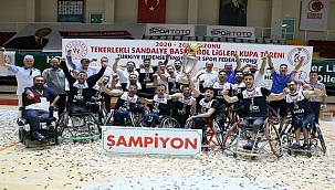 İzmir Büyükşehir Belediyespor'un lisanslı sporcu sayısı bin 100'e ulaştı