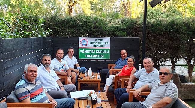 İzmir Kırşehirliler Derneği Genel Kurulu Yapıldı 