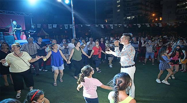 Karşıyaka'nın mahallelerinde şenlik var 