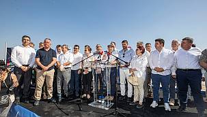 Tunç Soyer, Foça'dan seslendi: Bu vatan, bu Gediz sahipsiz değildir!