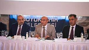 Başkan Tunç Soyer İzmir Afet Platformu'nun ilk toplantısına katıldı: "Ezberleri bozacağız" 