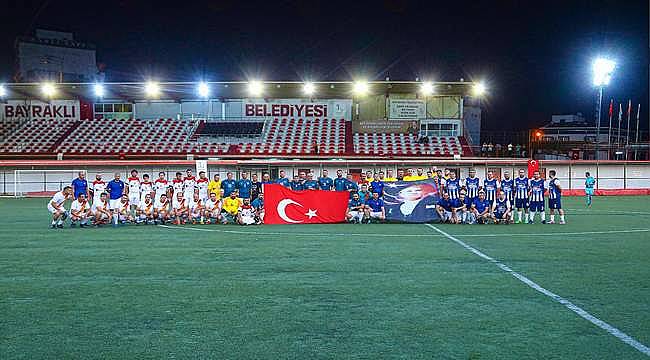 Bayraklı'da Başkanlık Futbol Turnuvası Heyecanı 