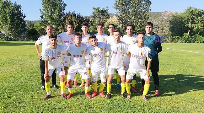 Foça'da Yüzlerce Genci Yetiştiren Engin Hoca, Foça Belediyespor'a Rakip Oldu